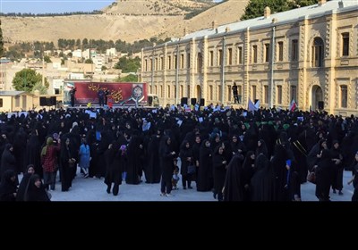 لرستان میزبان اجتماع باشکوه بانوان عاشورایی