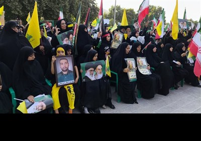 لرستان میزبان اجتماع باشکوه بانوان عاشورایی
