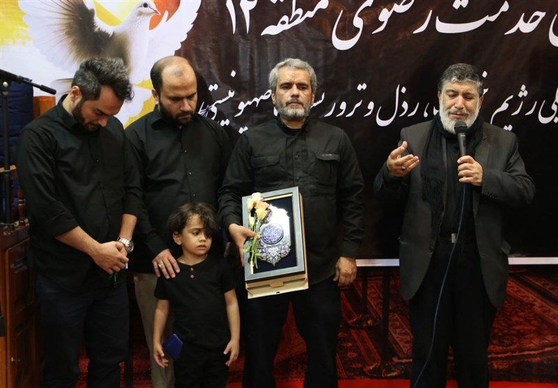 گرامیداشت شهدای کانون خدمت رضوی در هیئت خدام الرضا