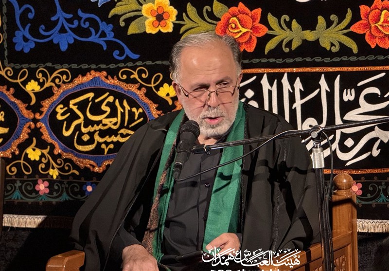 آموزش مداحی باید تلفیقی از روش سنتی و نوین باشد/ مداح باید جامع نگر باشد