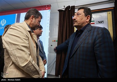 افتتاح فاز نخست نیروگاه خورشیدی آفتاب شرق - اصفهان