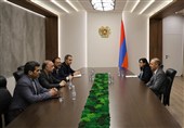 تاکید ایران و ارمنستان بر پیشبرد همکاریهای مشترک