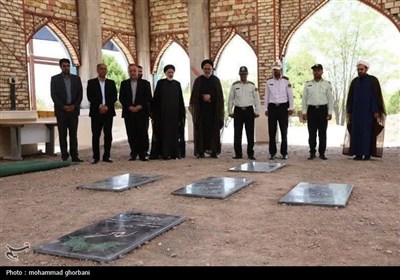 سفر مشاور رئیس جمهور در امور روحانیت و استاندار خراسان جنوبی به سربیشه سفر مشاور رئیس جمهور در امور روحانیت و استاندار خراسان جنوبی به سربیشه