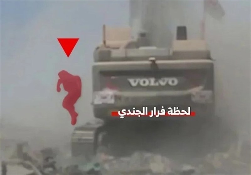 Israeli Media Rue Al-Qassam Footage, Alarmed by Fighters among Troops