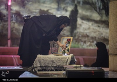 سوگواره عاشورایی در جوار شهدای گمنام دانشگاه شیراز
