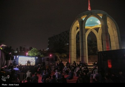 سوگواره عاشورایی در جوار شهدای گمنام دانشگاه شیراز