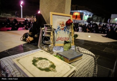 سوگواره عاشورایی در جوار شهدای گمنام دانشگاه شیراز