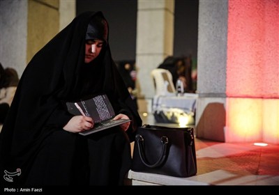 سوگواره عاشورایی در جوار شهدای گمنام دانشگاه شیراز
