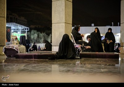 سوگواره عاشورایی در جوار شهدای گمنام دانشگاه شیراز