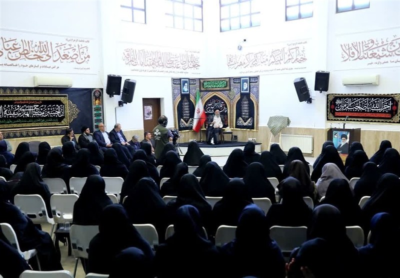هشدار آیت‌الله نورمفیدی درباره نگاه تحقیرآمیز غرب به زن