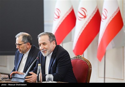 نشست وزیر امورخارجه با سفرای کشور های خارجی