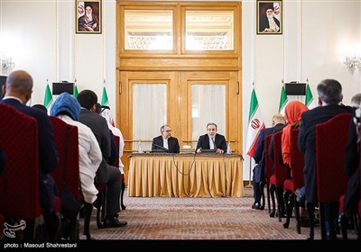 نشست وزیر امورخارجه با سفرای کشور های خارجی