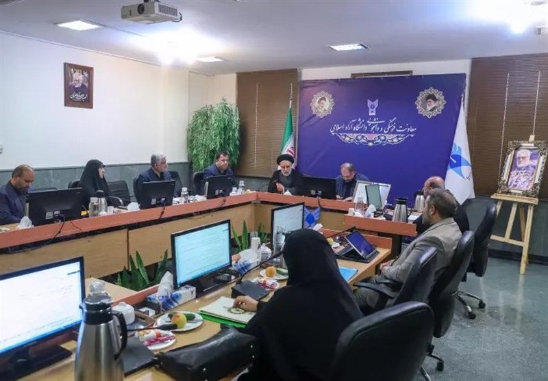حمایت شهید طهرانچی از اساتید متعهد زمینهساز تحول در دانشگاه شد