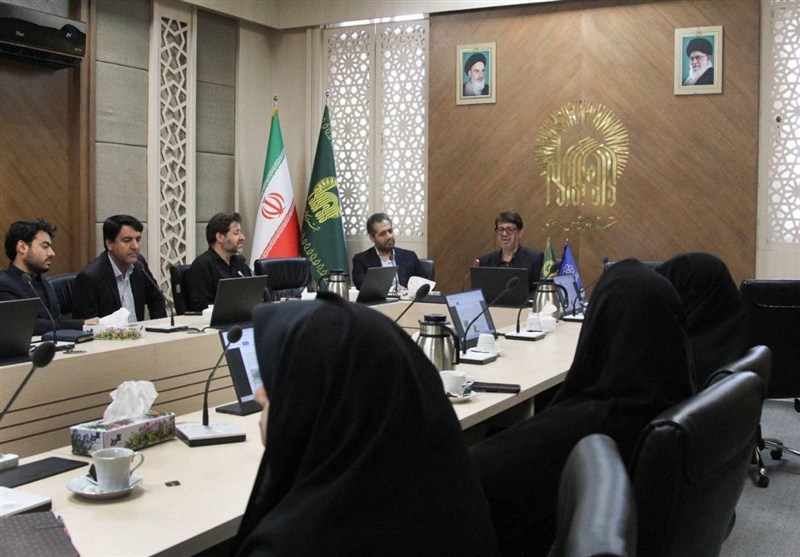 فی اجتماع بمکتبة الحرم الرضوی، ضرورة التقارب بین إیران وأفغانستان وطاجیکستان من خلال تطویر العلاقات الثقافیة