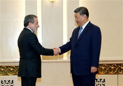 Iran’s Foreign Minister Meets Chinese Leader in Beijing