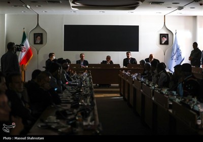 نشست بوم گردی با حضور وزیر میراث فرهنگی