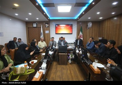 بازدید خبرنگاران همدانی از بیمارستان آتیه - همدان