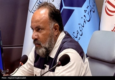 نشست خبری ایزوایکو