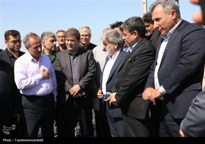 سفر میدانی استاندار اردبیل به بیله‌سوار؛ از ادای احترام به شهدا تا بررسی مشکلات مردم