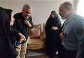 دیدار وزیر دفاع با خانواده سپهبد شهید محمد باقری