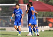 ورمزیار: استقلال بیپول بود، تیم بهتر بسته میشد/ سیدورف را آوردند فقط با او عکس بگیرند!