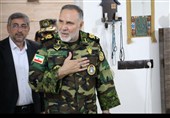 دیدار فرمانده نیروی زمینی ارتش با خانواده شهدای لرستان
