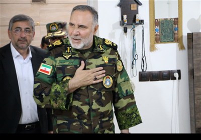 دیدار فرمانده نیروی زمینی ارتش با خانواده شهدای لرستان