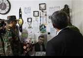 دیدار فرمانده نیروی زمینی ارتش با خانواده شهدای لرستان