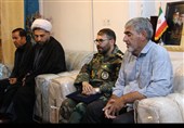 دیدار فرمانده نیروی زمینی ارتش با خانواده شهدای لرستان