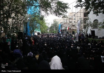 مداحی مهدی رسولی در محل حمله رژیم صهیونیستی به نارمک تهران