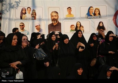 مداحی مهدی رسولی در محل حمله رژیم صهیونیستی به نارمک تهران