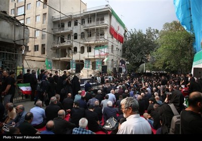 مداحی مهدی رسولی در محل حمله رژیم صهیونیستی به نارمک تهران