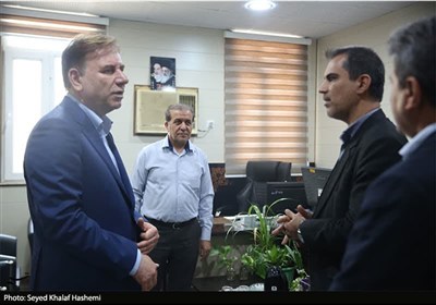 بازدید استاندار بوشهر از تأمین اجتماعی