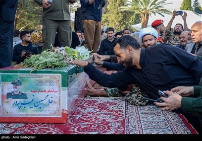 مراسم استقبال از پیکر سردار شهید غلامحسین غیب پرور - شیراز