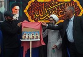 کتاب "رستم و نخستین قیام" رونمایی شد