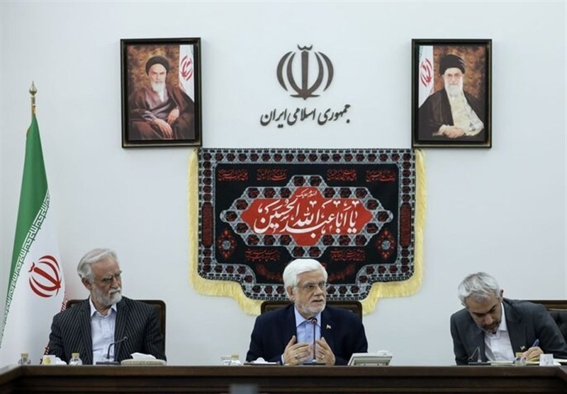 عارف: اتحاد ملی باید میثاق یکایک ما در عمل باشد