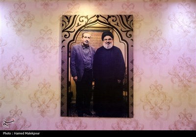 حضور رئیس مجلس در منزل شهیدان طهرانچی، شادمانی و حاجی‌زاده