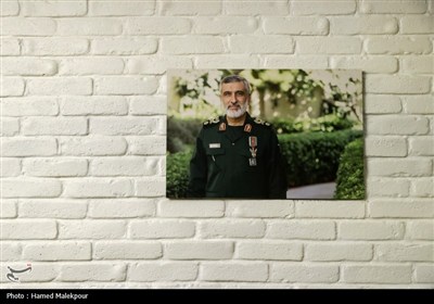 حضور رئیس مجلس در منزل شهیدان طهرانچی، شادمانی و حاجی‌زاده