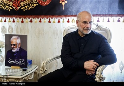 حضور رئیس مجلس در منزل شهیدان طهرانچی، شادمانی و حاجی‌زاده