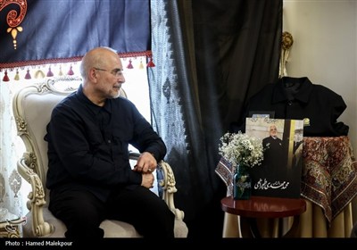 حضور رئیس مجلس در منزل شهیدان طهرانچی، شادمانی و حاجی‌زاده