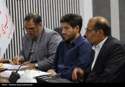 نشست اصحاب رسانه همدان با مدیرکل بهزیستی استان