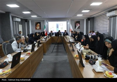 نشست اصحاب رسانه همدان با مدیرکل بهزیستی استان