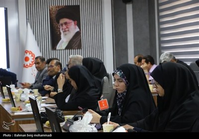 نشست اصحاب رسانه همدان با مدیرکل بهزیستی استان