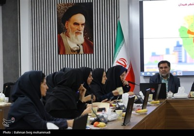 نشست اصحاب رسانه همدان با مدیرکل بهزیستی استان