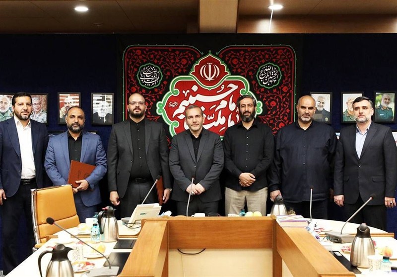 آیین تکریم و معارفه رییس سازمان فرهنگی هنری برگزار شد