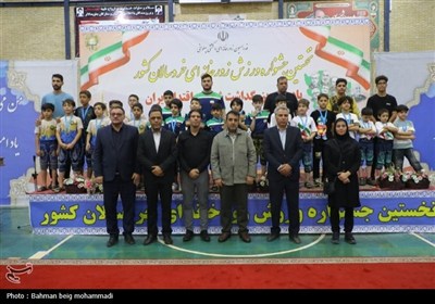 نخستین جشنواره ورزش زورخانه ای خردسالان کشور در همدان برگزار شد