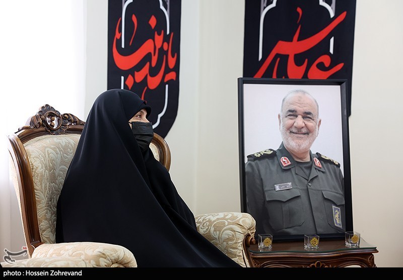دیدار جمعی از مدیران رسانههای کشور با خانواده شهید سلامی 2