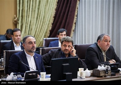 آیین سرمایه گذاری در ناوگان ریلی مسافری