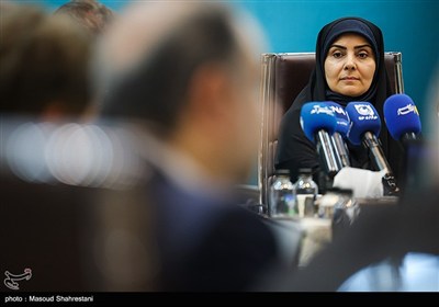  فرزانه صادق وزیر راه و شهرسازی