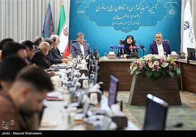 آیین سرمایه گذاری در ناوگان ریلی مسافری